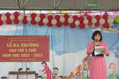 Trường Mầm Non Phú Sơn tổ chức ” Lễ ra trường cho các cháu học sinh 5 tuổi năm học 2022-2023″